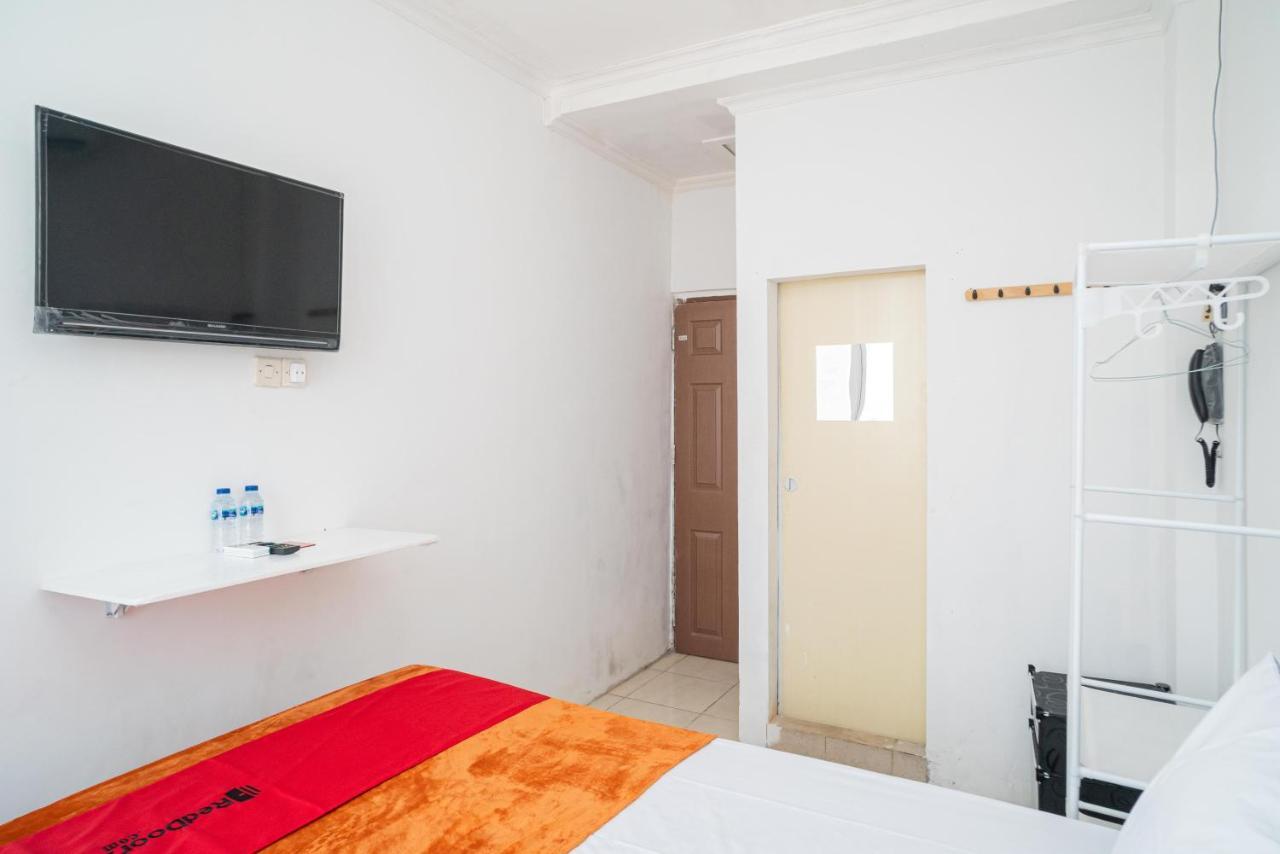 Reddoorz @ Aralia Harapan Indah Hotel Pulokendal Ngoại thất bức ảnh