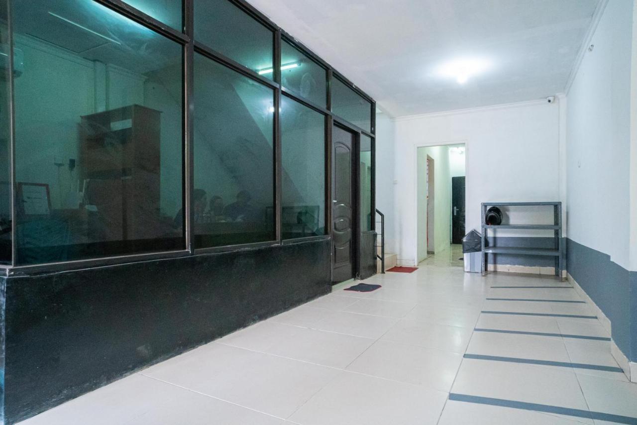 Reddoorz @ Aralia Harapan Indah Hotel Pulokendal Ngoại thất bức ảnh