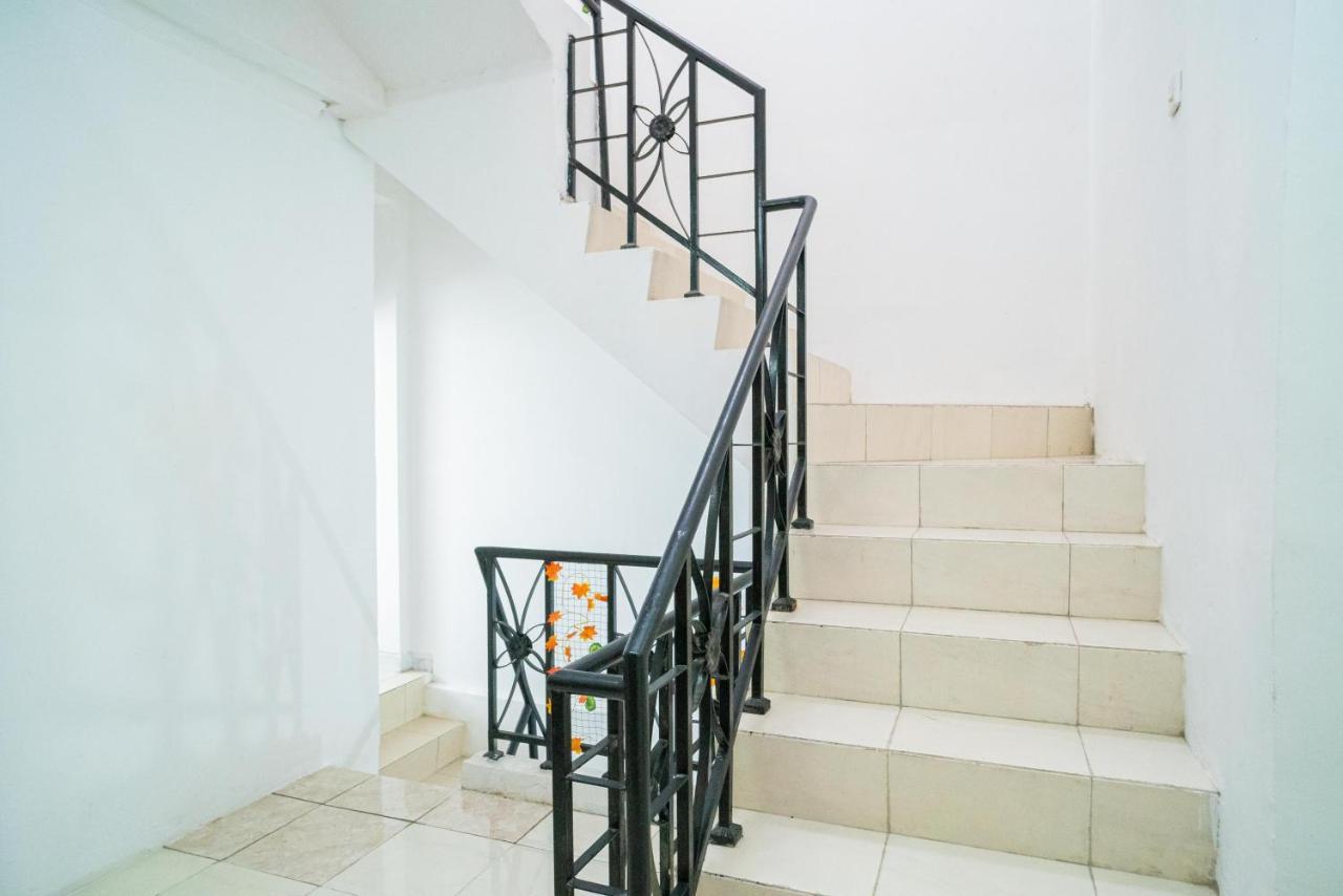 Reddoorz @ Aralia Harapan Indah Hotel Pulokendal Ngoại thất bức ảnh