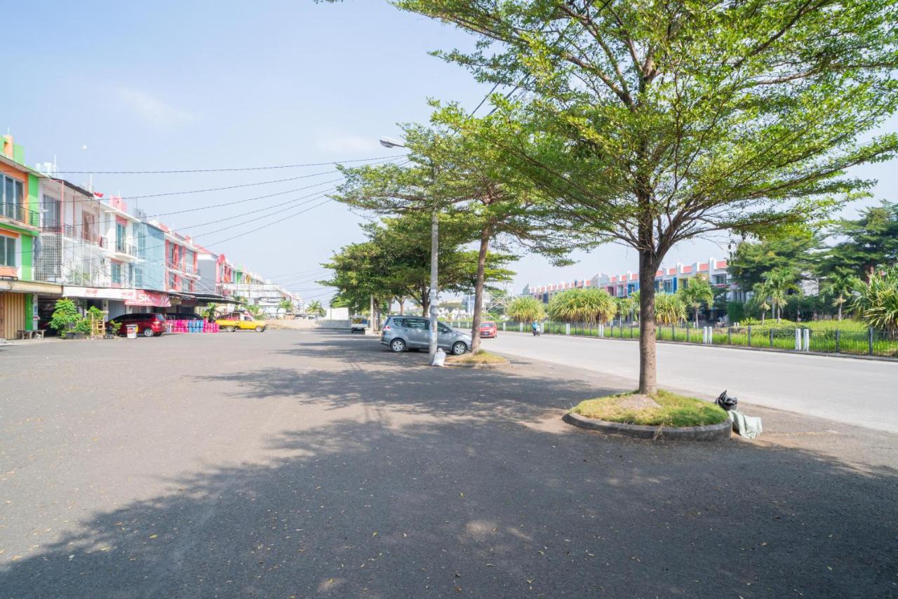 Reddoorz @ Aralia Harapan Indah Hotel Pulokendal Ngoại thất bức ảnh