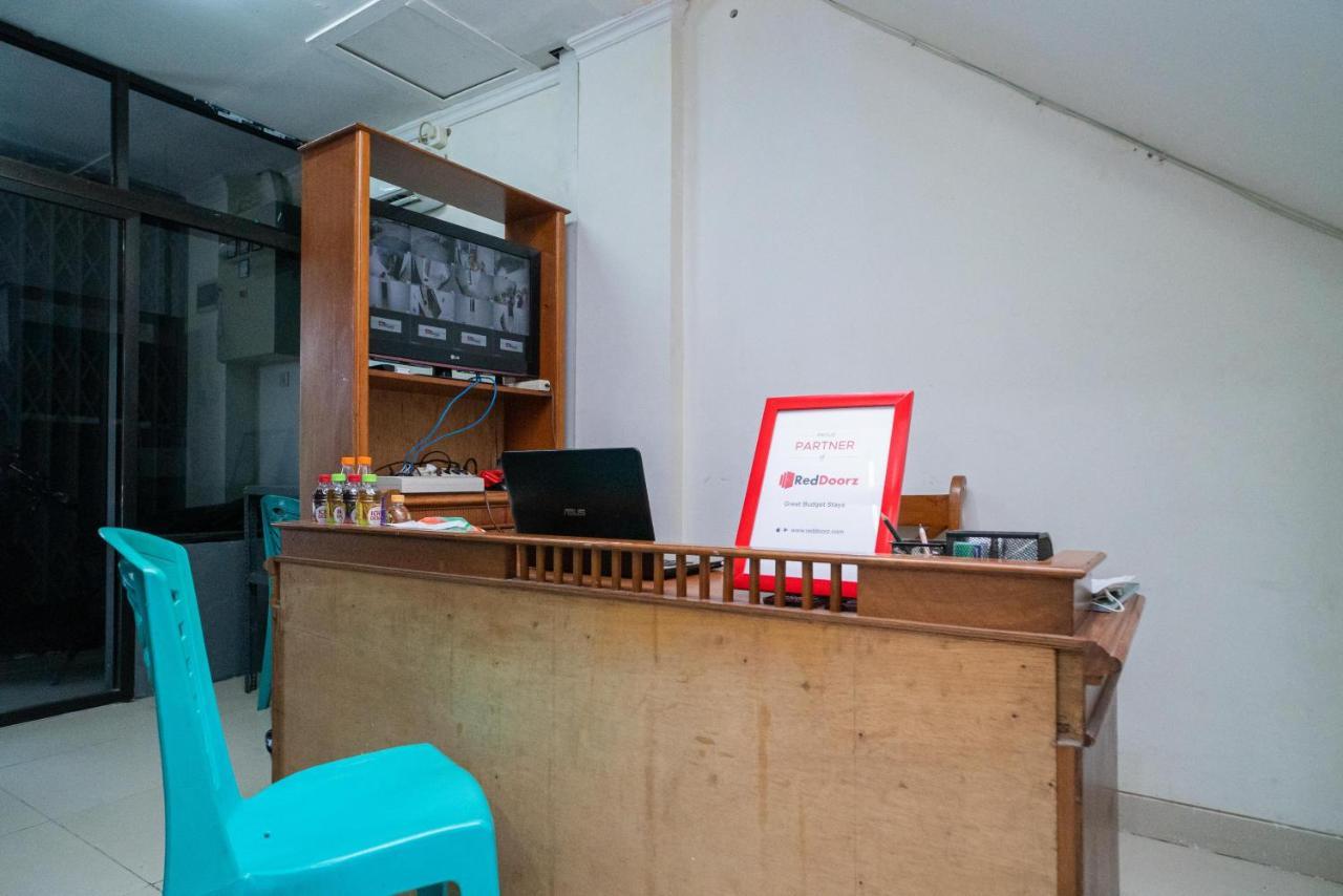 Reddoorz @ Aralia Harapan Indah Hotel Pulokendal Ngoại thất bức ảnh